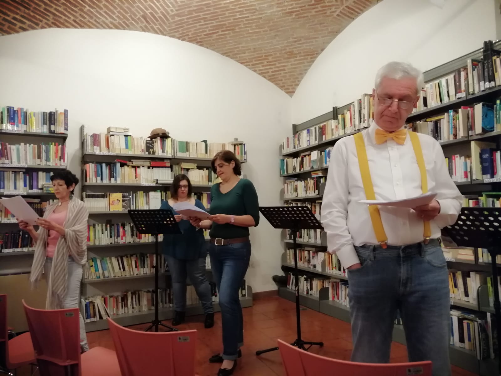Laboratorio lettura ad alta voce “Scopri la voce” Laboratorio lettura ad alta voce
“Scopri la voce”